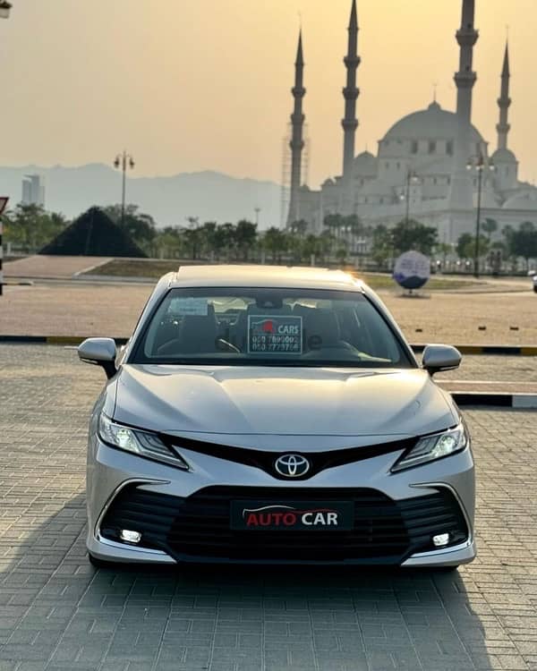 Toyota Camry 2023 1