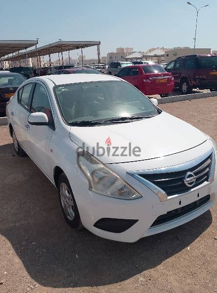 Nissan Sunny 2018 4