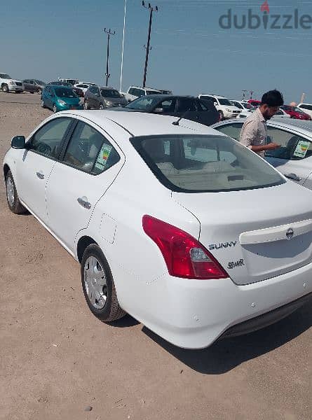 Nissan Sunny 2018 6