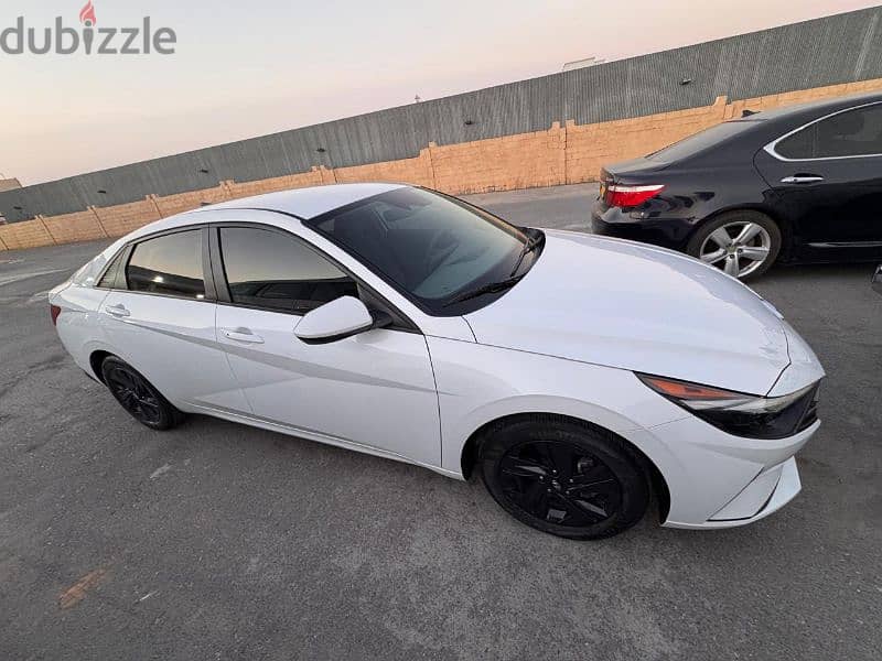 Hyundai Elantra 2021 8