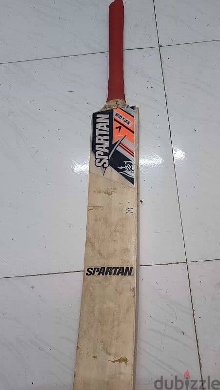 cricket bat , only 1 month used 1