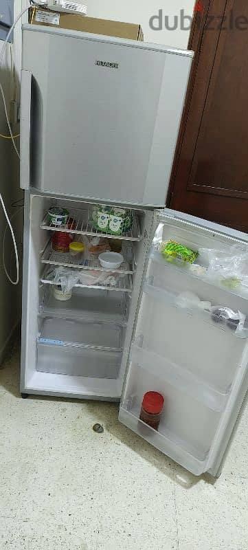 excellent condition fridge