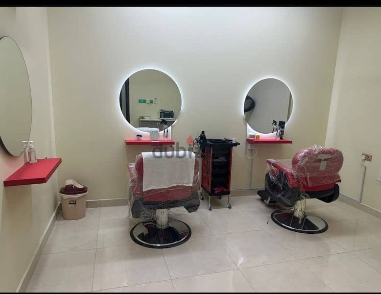 saloon all equipments available for sell just leave a message 5