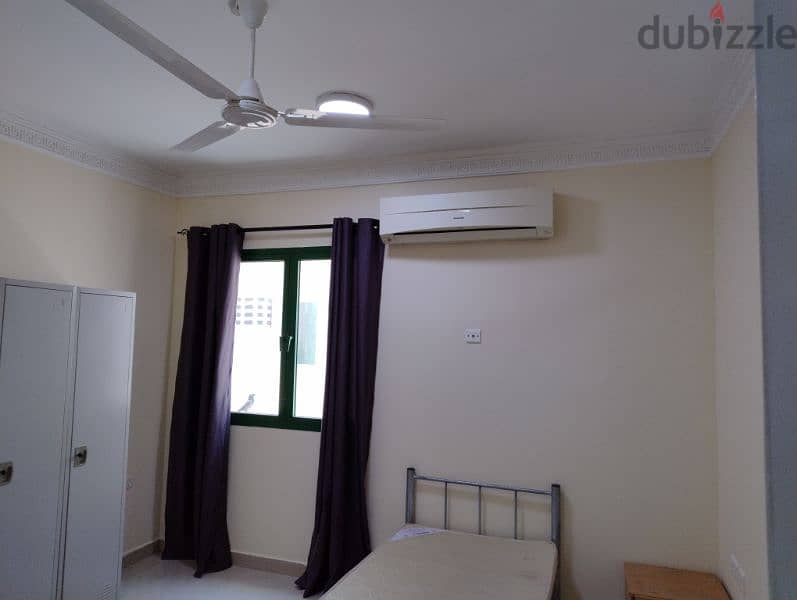 furnished rooms available for an executive male bachelors in ghubrah 3