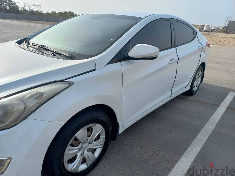 Hyundai Elantra 2012 4