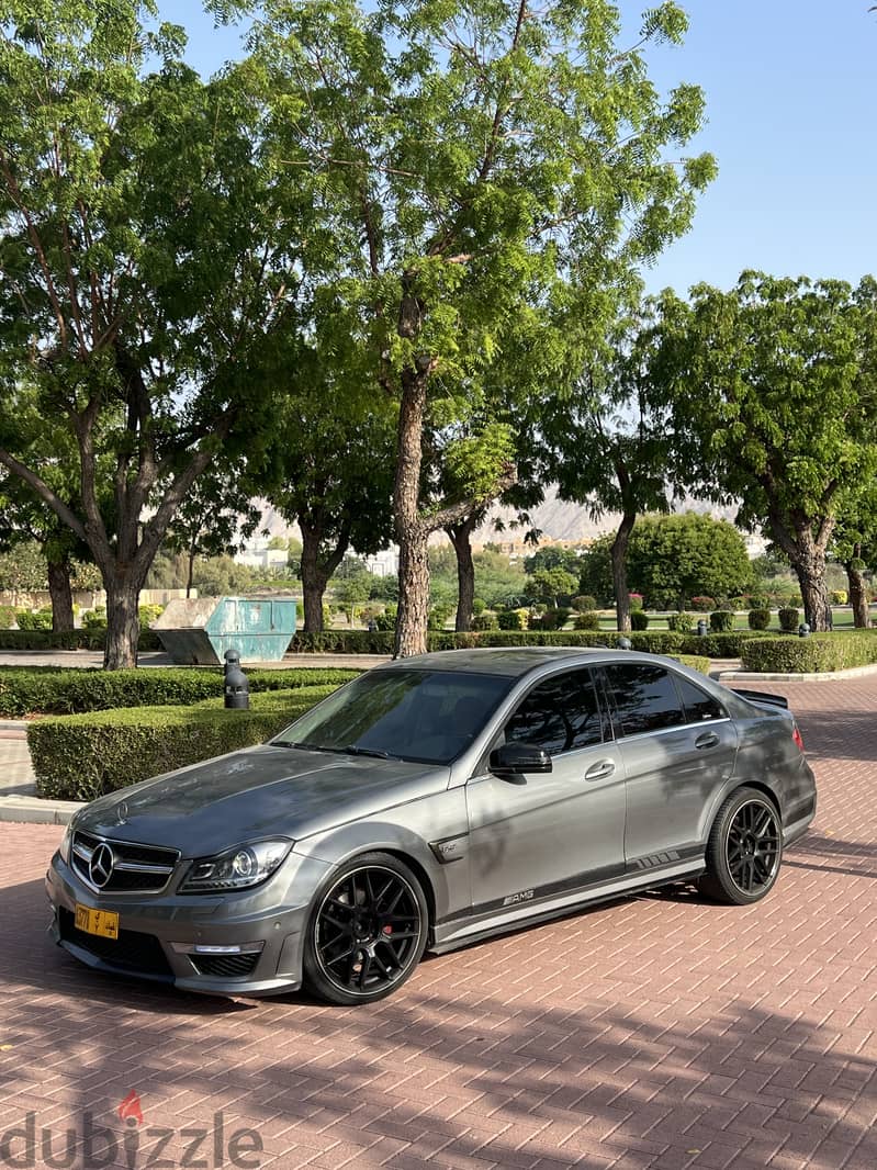 Mercedes-Benz C 300 2011 AMG with C63 bodykit 2