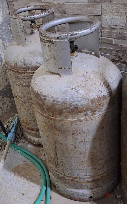 gas cylinder x 2 nos- omr 22 each 0