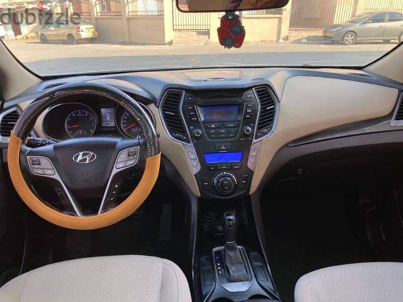 Hyundai Santa Fe 2014 1