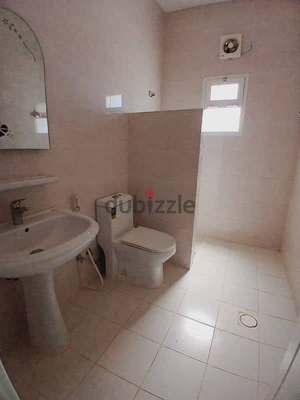 Aziba 5 bedrooms villa for rent 11