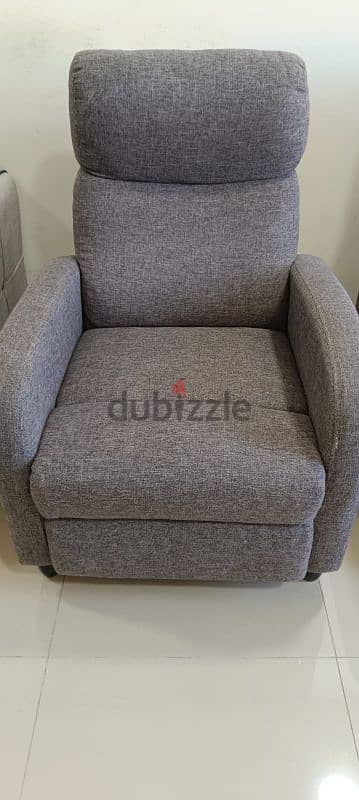 Recliner sofa