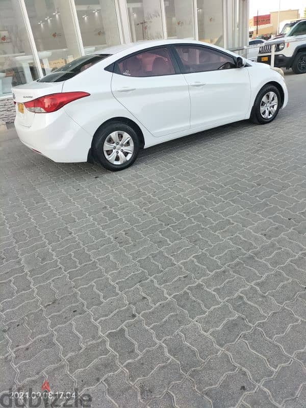 Hyundai Elantra 2012 3