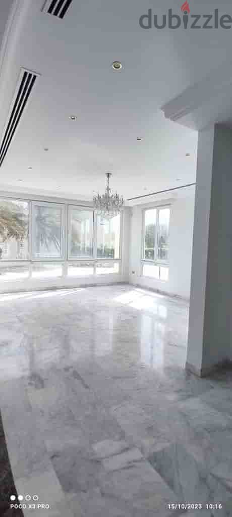 "SR-AV-342 *Luxurious Villa for Rent in Seeb – Beachside Bliss Awaits! 3