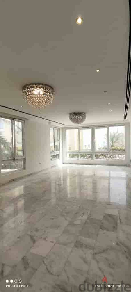 "SR-AV-342 *Luxurious Villa for Rent in Seeb – Beachside Bliss Awaits! 8