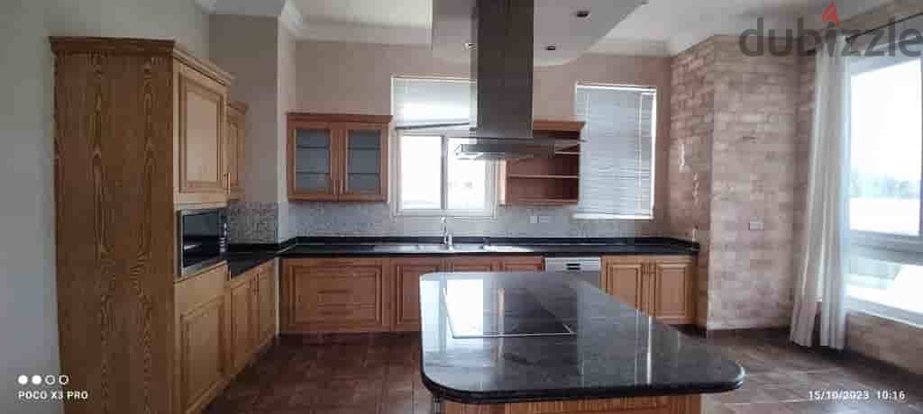 "SR-AV-342 *Luxurious Villa for Rent in Seeb – Beachside Bliss Awaits! 11