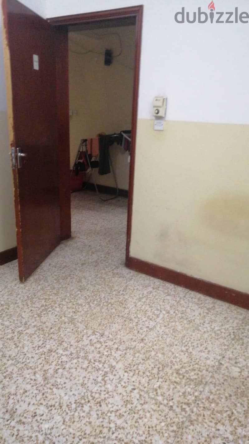 Single Room in OMR 60/- in Al Khuwair 4