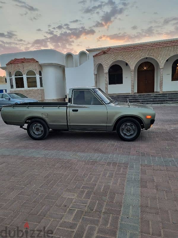 Nissan Datsun 1972 2