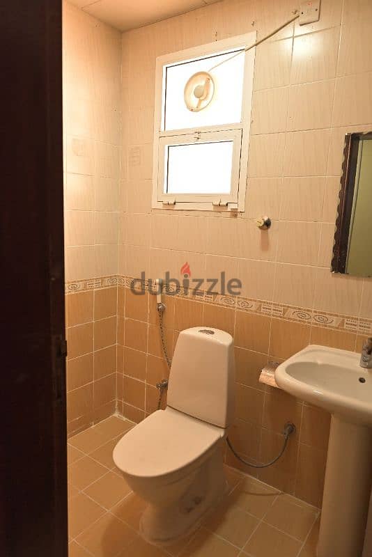 3 bed rooms flat in gubrah near hotel al maha 230 ro 4