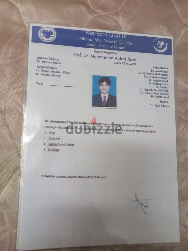 I have medical experience from Pakistan I have oman driving licence 1