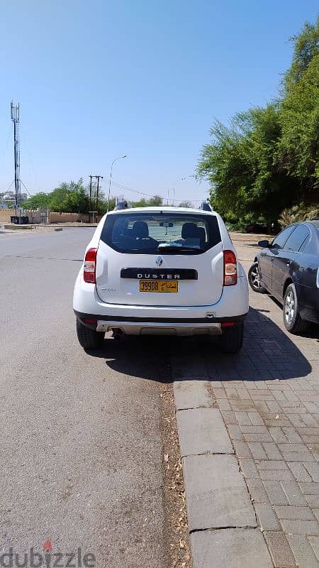 Renault Duster 2015 registered, 2014 vehicle 3