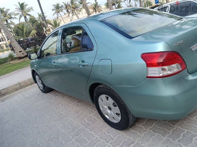 Toyota Yaris 2007.  call or wattsapp 95140142 4