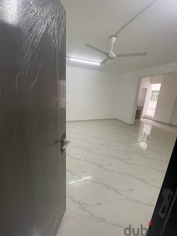 Single room for rent in alkuwaiet near KM hypermarket 12