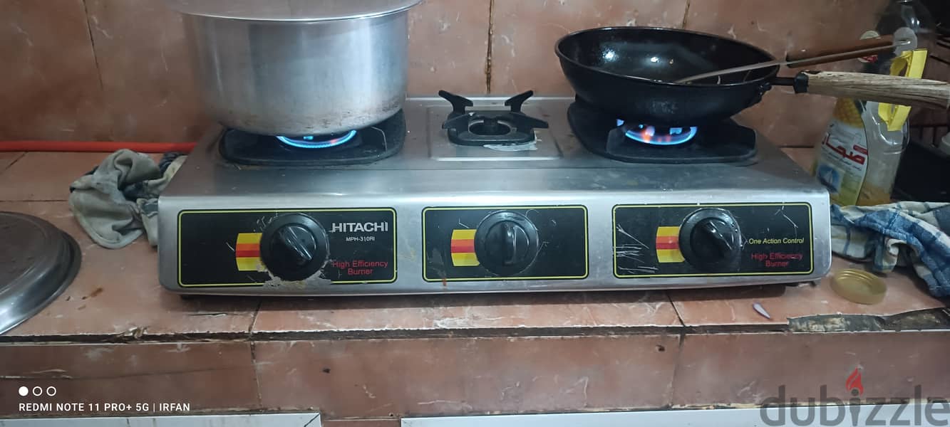 Gas cylinder and stove 1