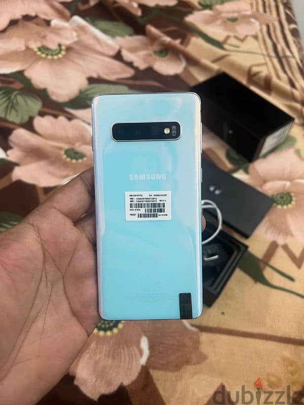 Samsung s10 8/512gb 2