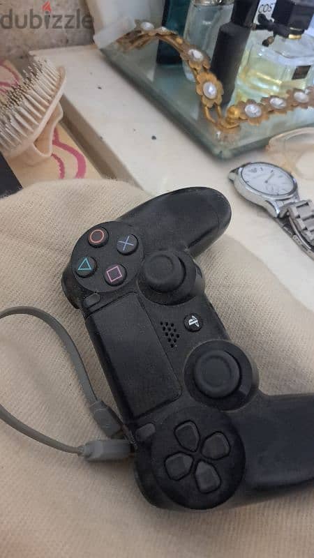 urgent sale PS4 2