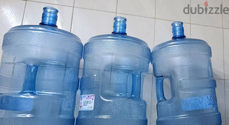 Oasis water bottle for sale - 3 numbers  Water dispenser - 1 number 0