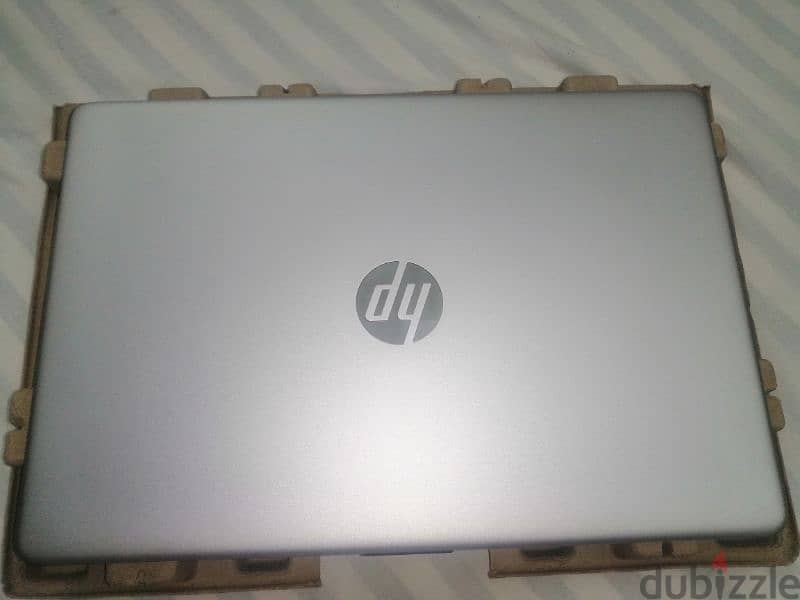 Hp laptop core i3 12th gen 1215u, 2 week used need money 1