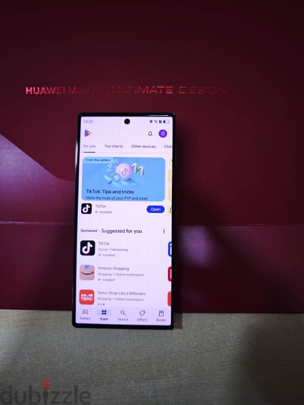 هواوي ميت اكس تي (ثلاث شاشات)Huawei Mate XT 4