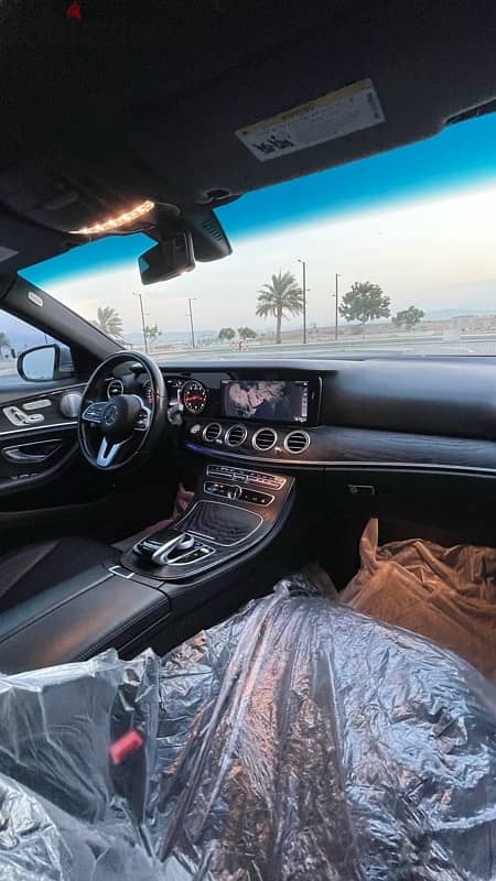 Mercedes-Benz E300 2019 12