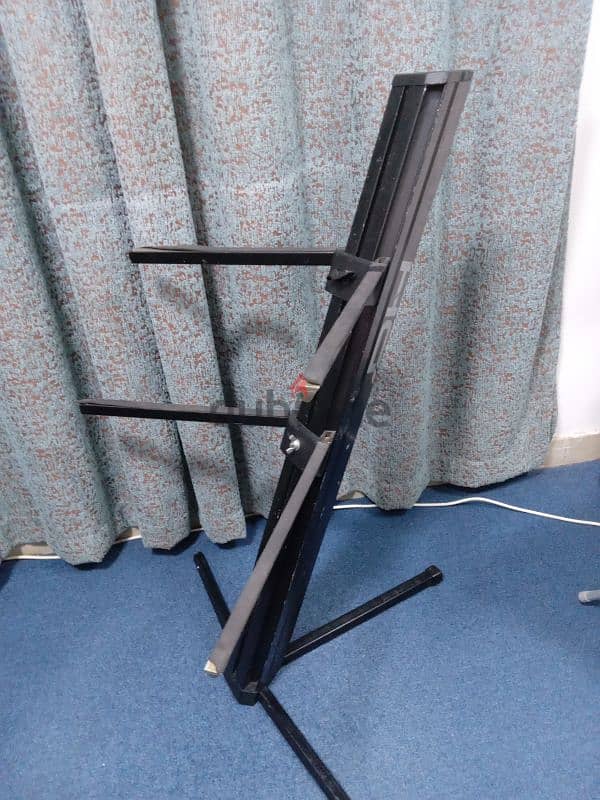 keyboard stand 2