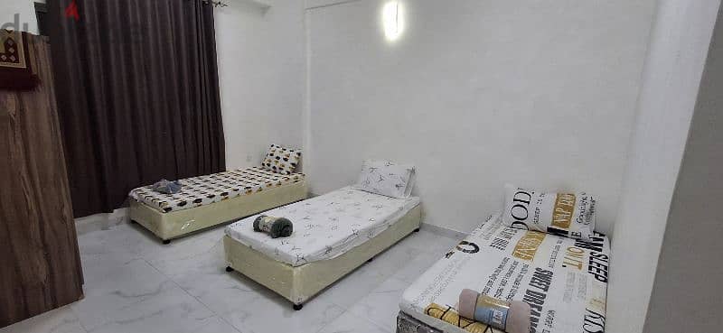 An elegant bed space only for girls for rent 2