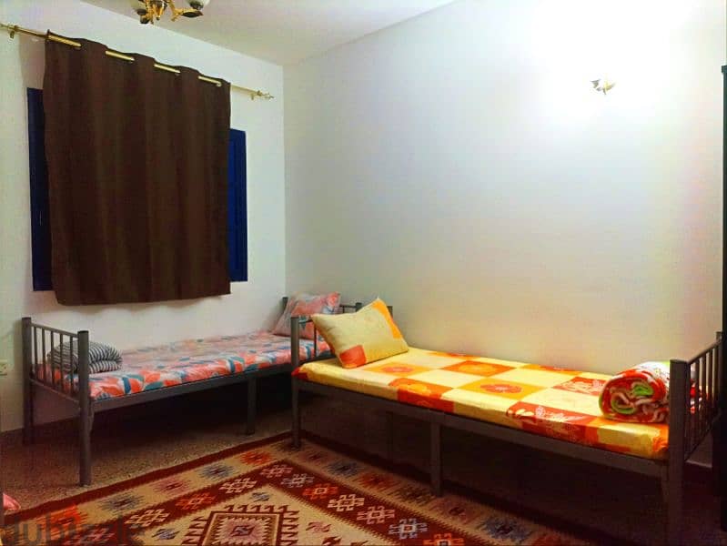 An elegant bed space only for gents for rent 2