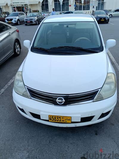 Nissan Tiida 2011