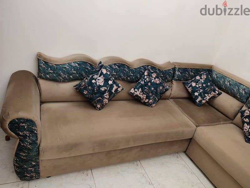 CUSTOM MADE 7 SEATER SOFA WITH MATCHING CUSHION 3