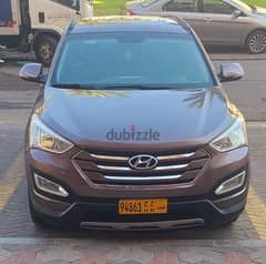 Hyundai Santa Fe 2016 model oman agency car for sell 0