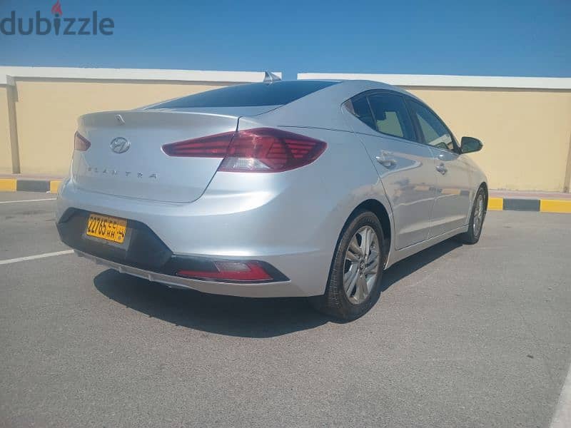 Hyundai Elantra 2019 1