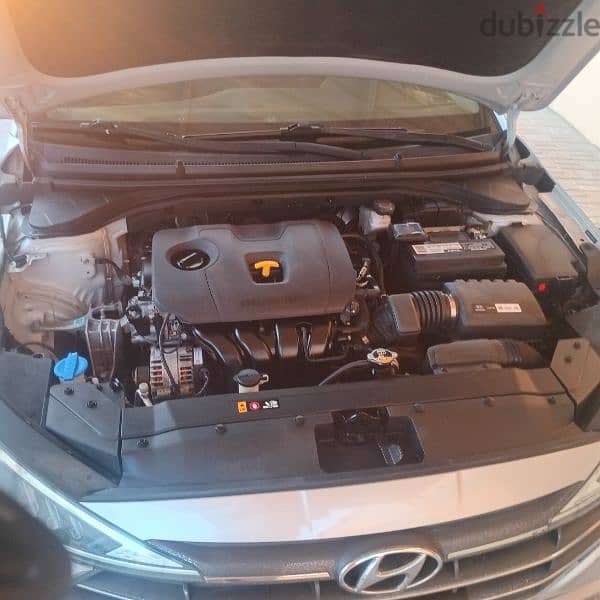 Hyundai Elantra 2019 3