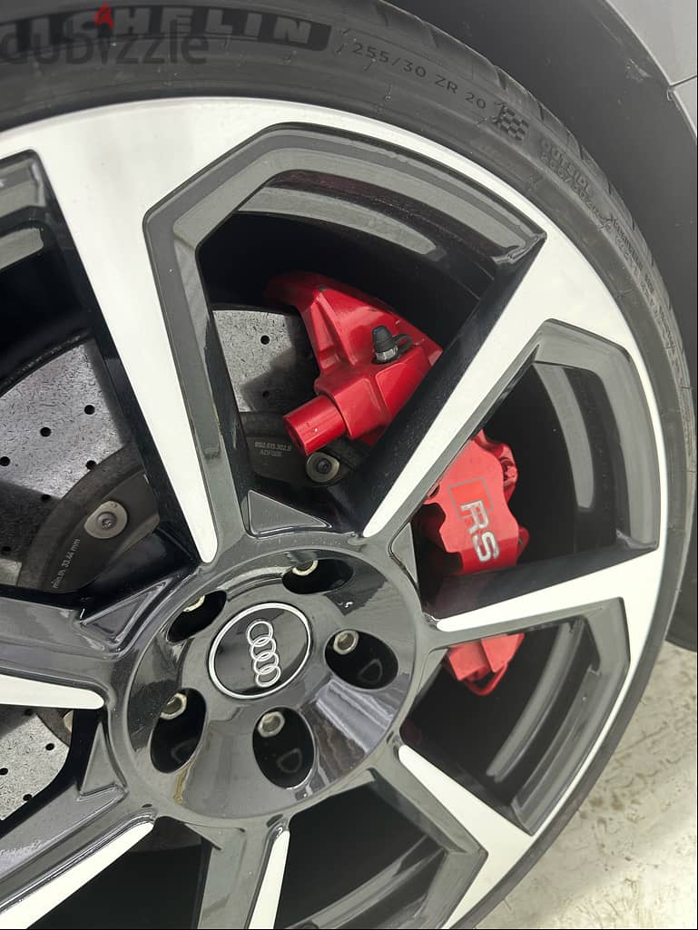 Audi TT RS 2019 3