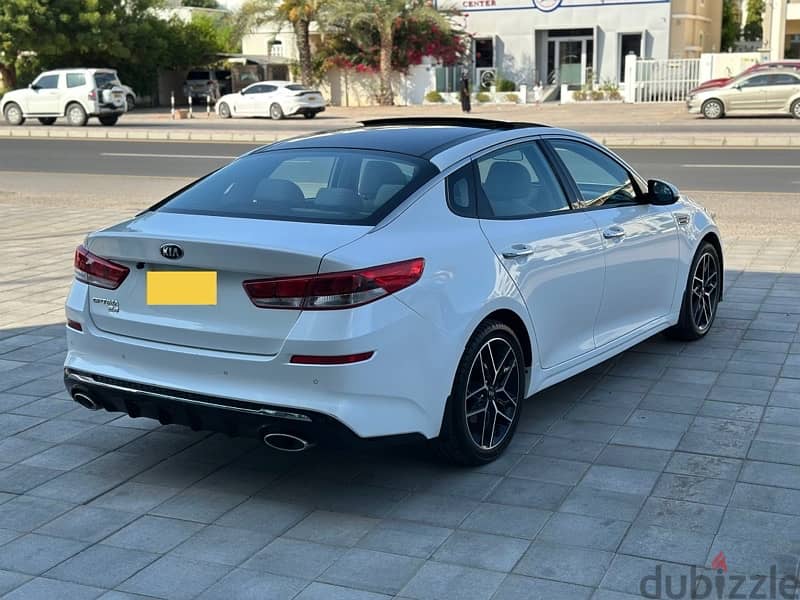 KIA Optima 2019 oman car 134000 km only full options 6