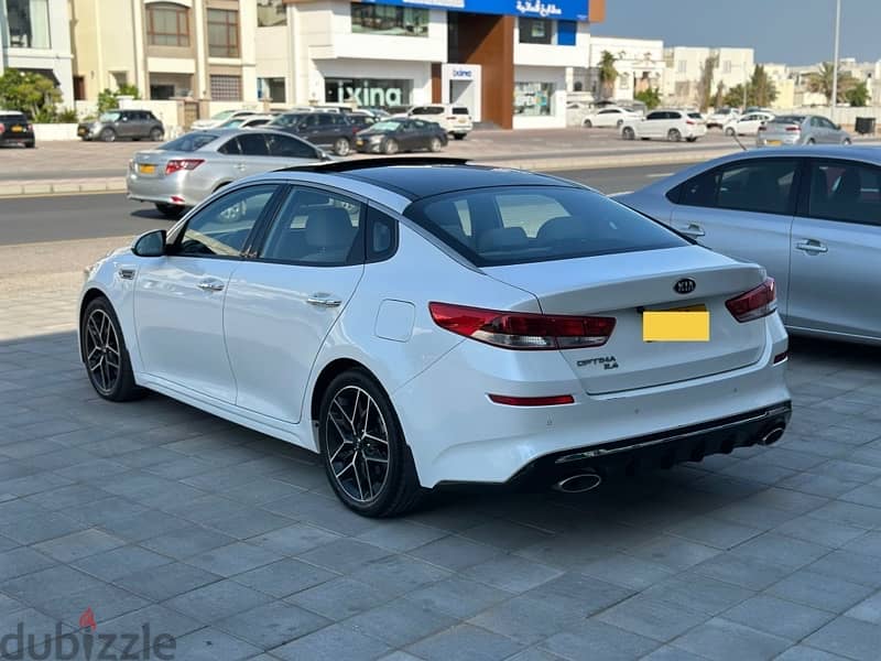 KIA Optima 2019 oman car 134000 km only full options 8