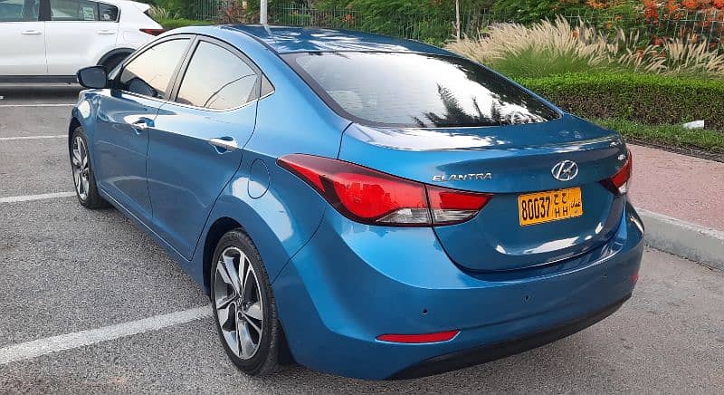 78118567. . . . Hyundai Elantra 2015 2