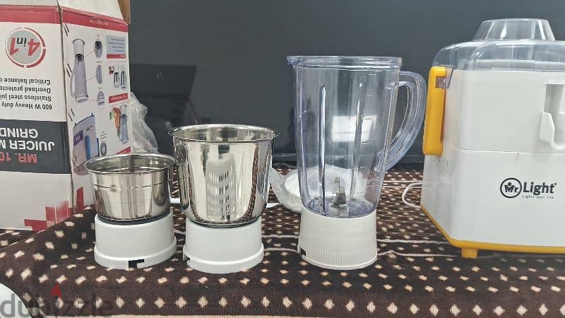 blender 600w 2 stainless steel jar 1 juicer 9