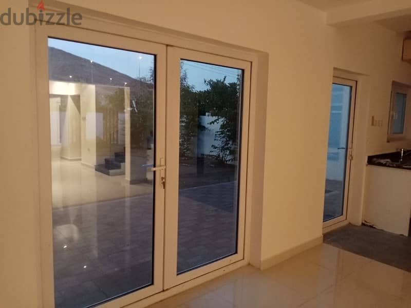 Very nice villa 5 bhk for rent in boshar shaabia 1