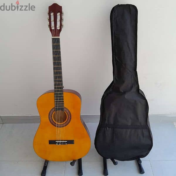 new classcal guitar with bag! Delivery!جيتار كلاسيكي جديد مع حقيبة! 0