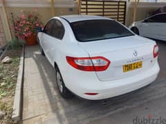 Renault Fluence 2012 0