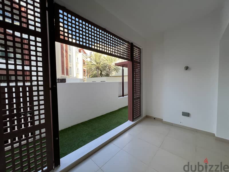 1 Bedroom Apartment  for Sale in Al Mouj 8