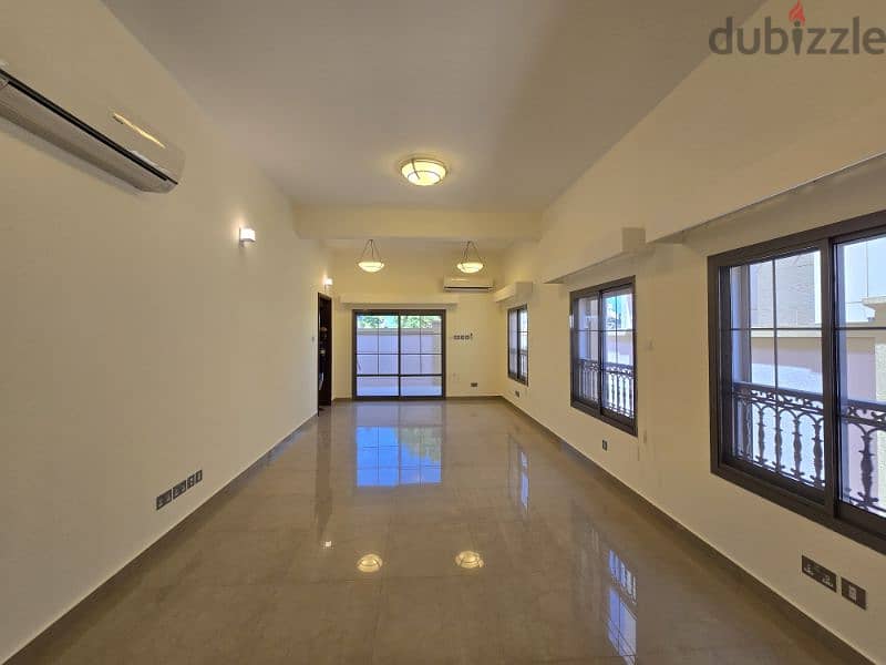 5 Bhk At Madinat qaboos / elevator 3